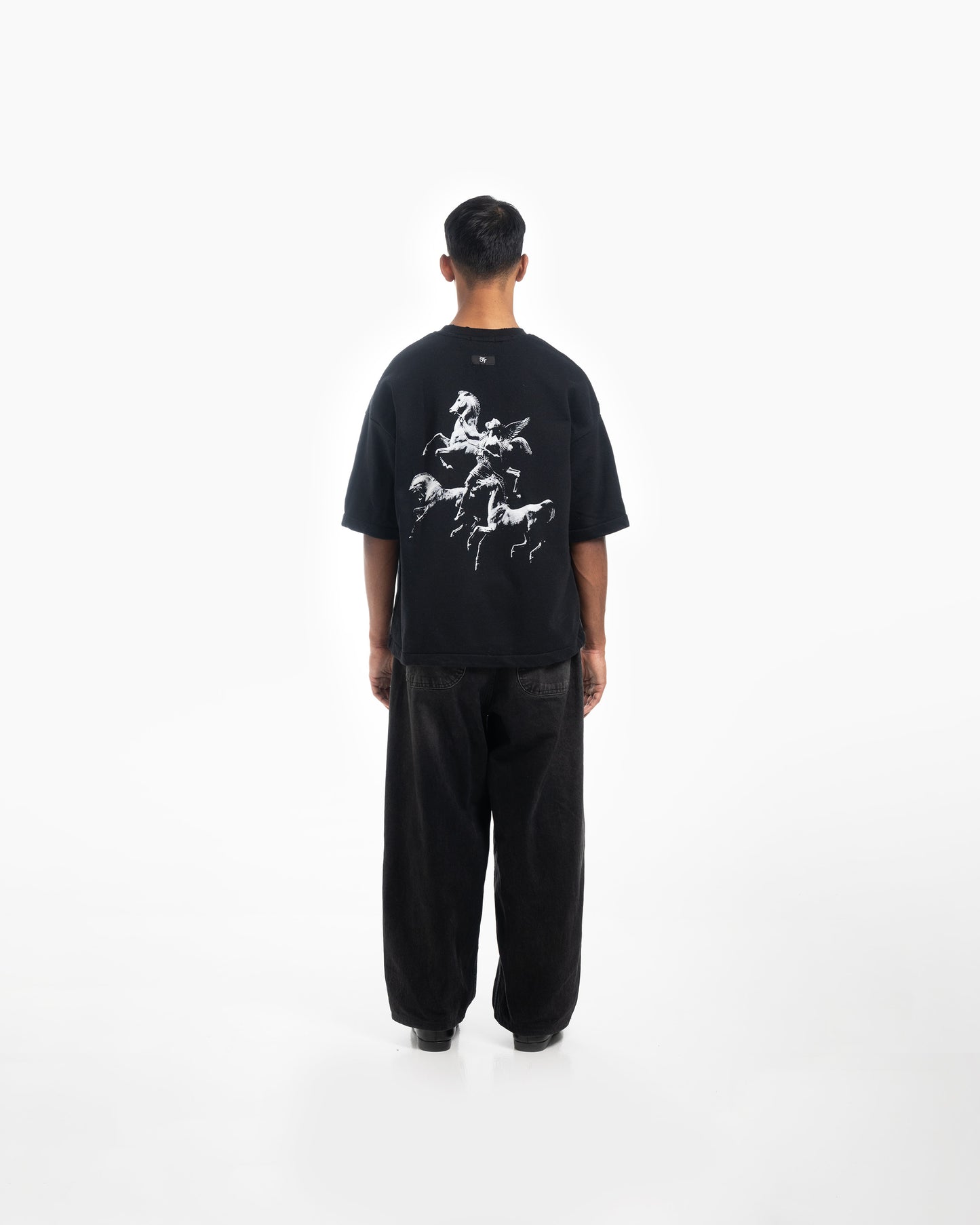 THE 'GIBSON' TEE v2
