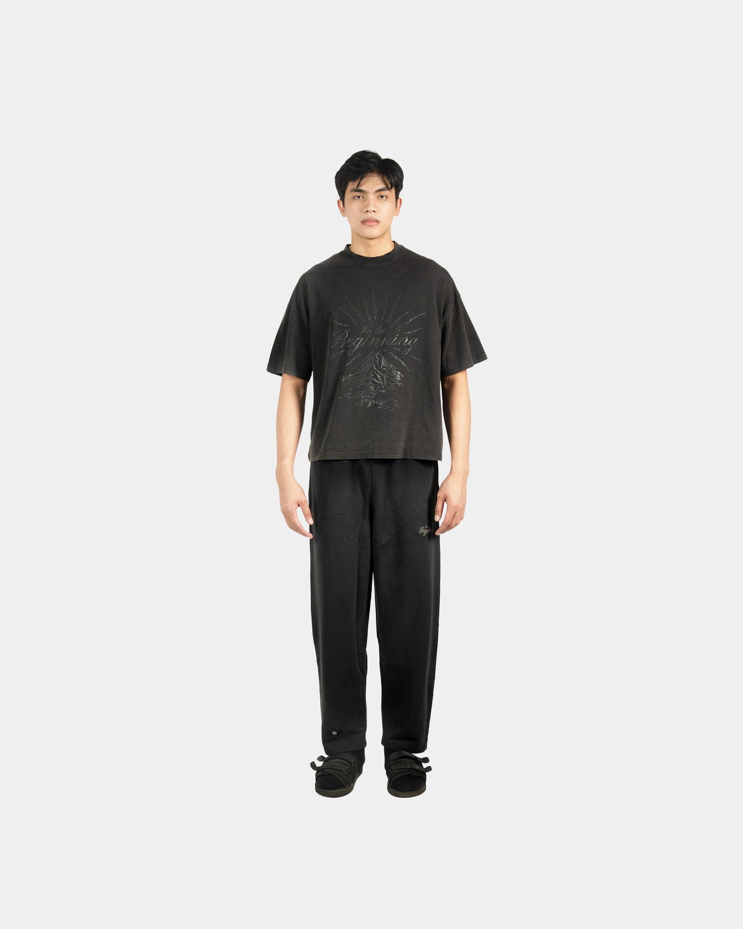 AETHER GRAPHIC TEE
